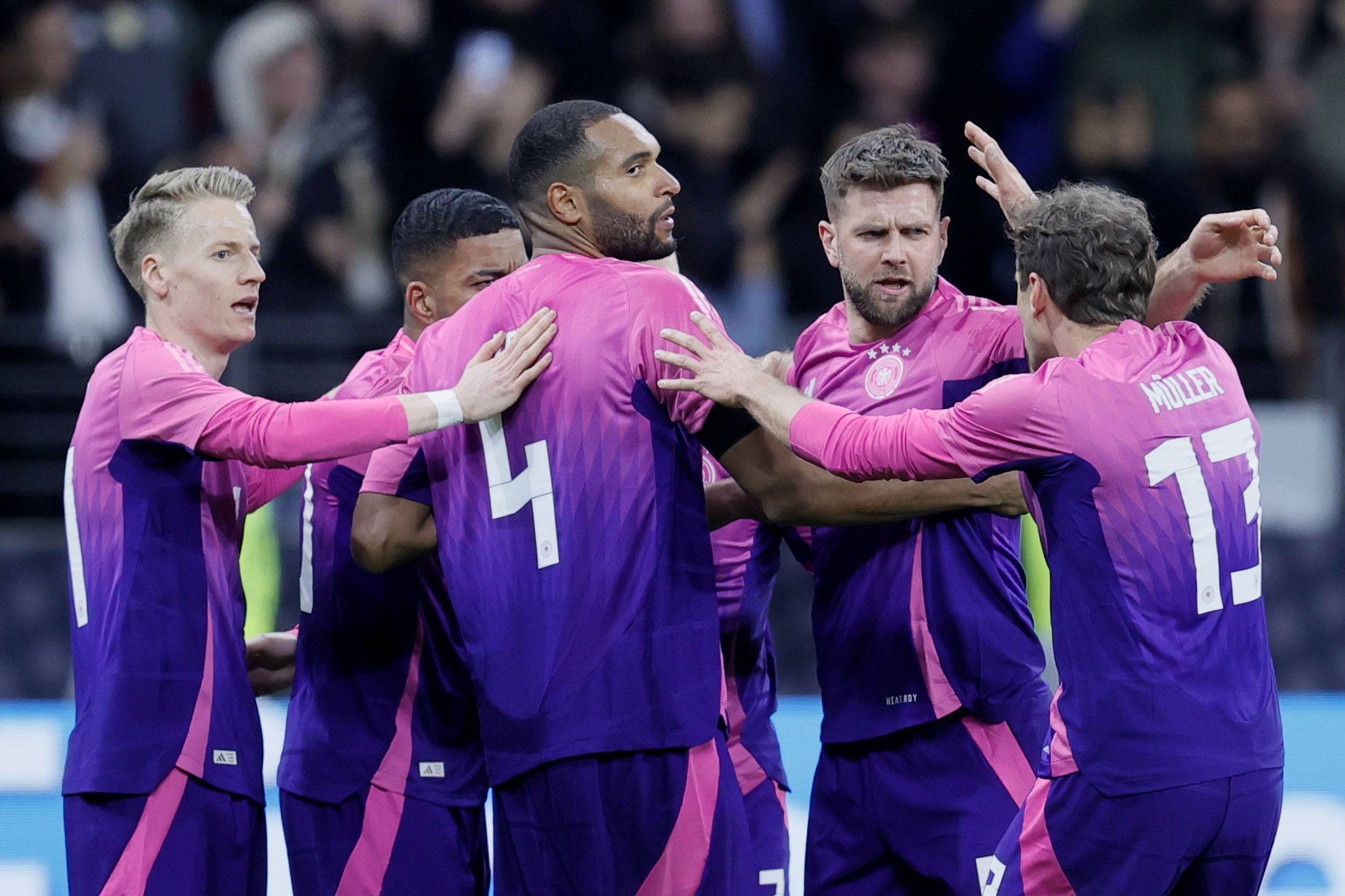 关于瑞士国家队实力不容小觑，备战国际赛事半决赛的信息