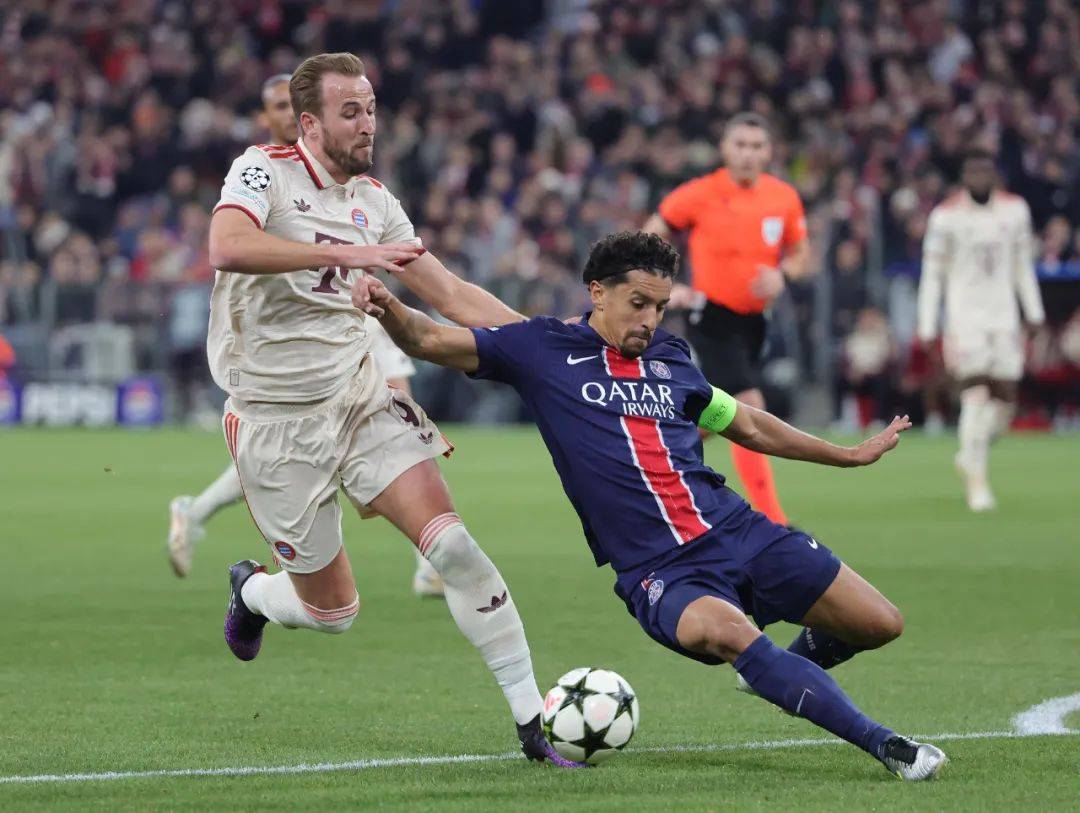 巴黎圣日耳曼头球破门+点球绝杀，那不勒斯遭遇联赛三连败的简单介绍